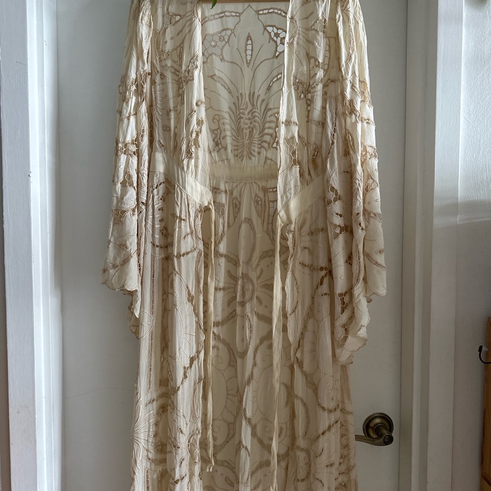 🕊️✨Free People Loveland Kimono XS/S Ivory Embroidered Boho Luxe $598 - Picture 3 of 15